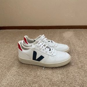 VEJA V-10 leather sneakers